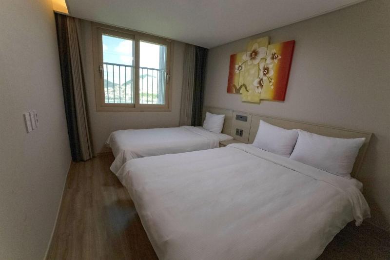 The Hotel Soo image
