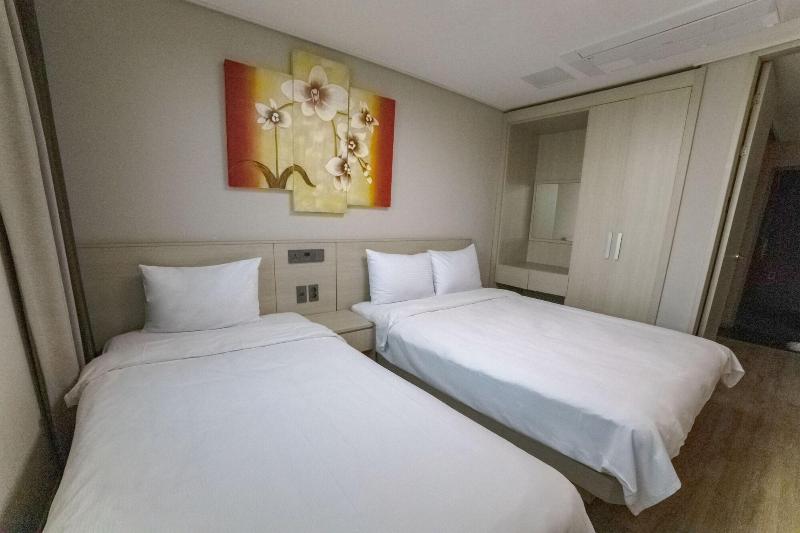 The Hotel Soo image