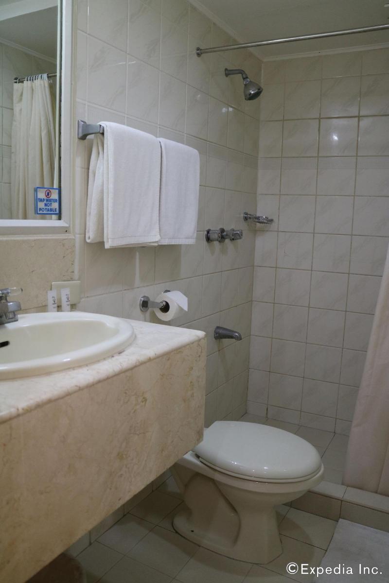 Harbor Town Hotel image