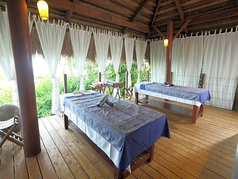 Amun Ini Beach Resort & Spa