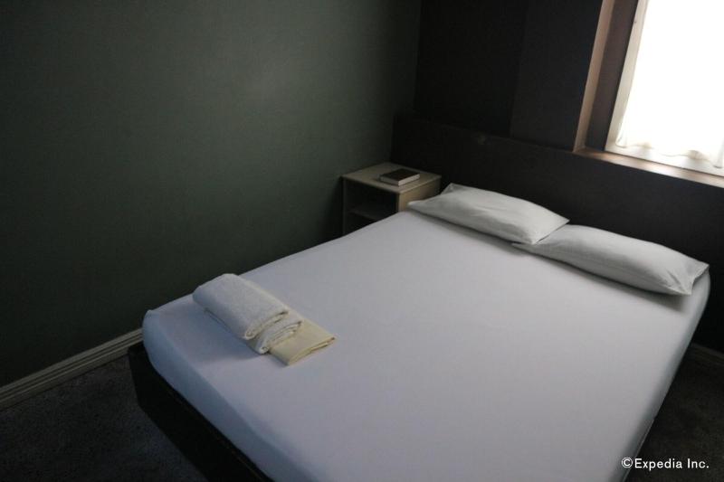 Rb Lodge Kalibo image