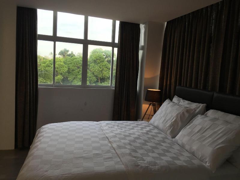 Tely's Bed & Breakfast image