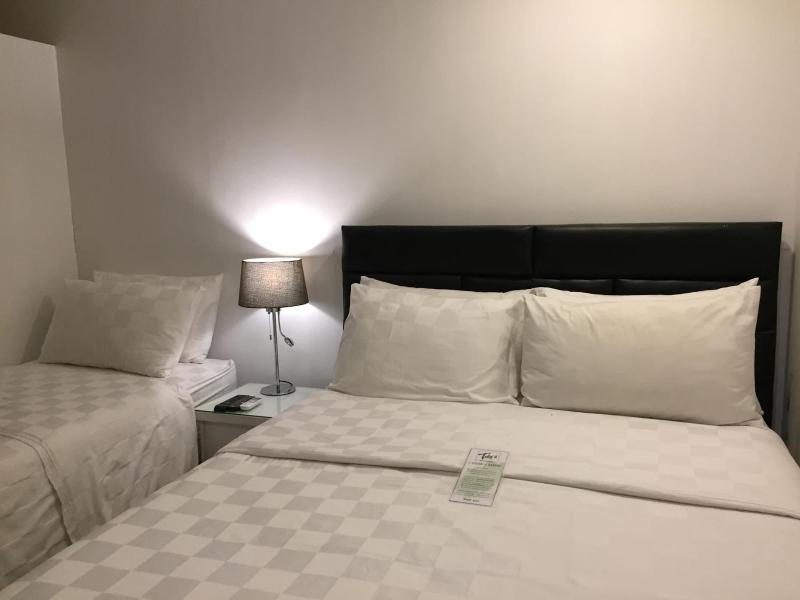 Tely's Bed & Breakfast image