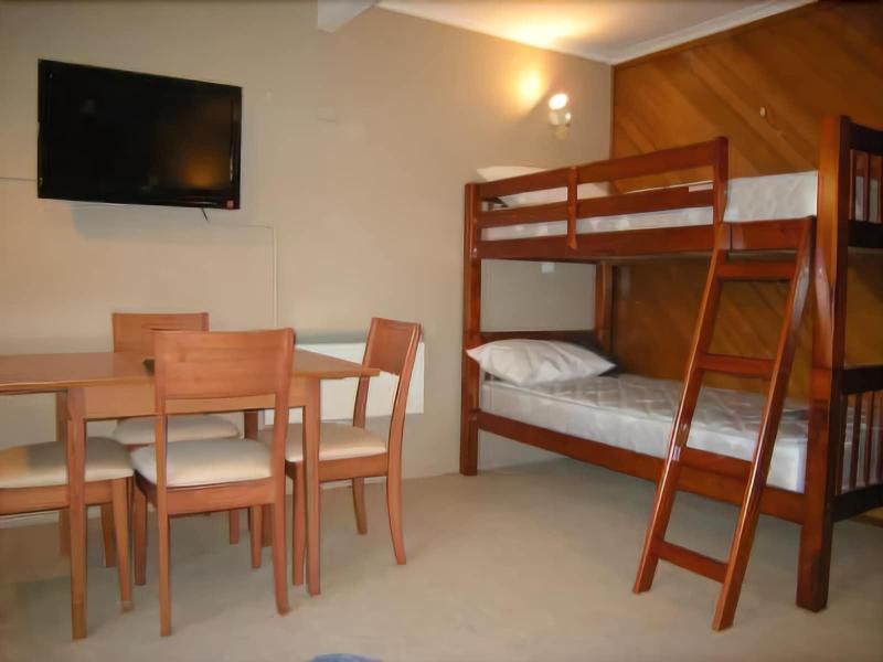 Aneeki Ski Lodge image
