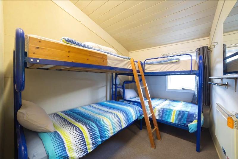 Aneeki Ski Lodge image