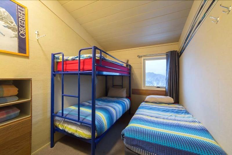 Aneeki Ski Lodge image