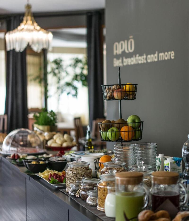 Hotel Aplō image