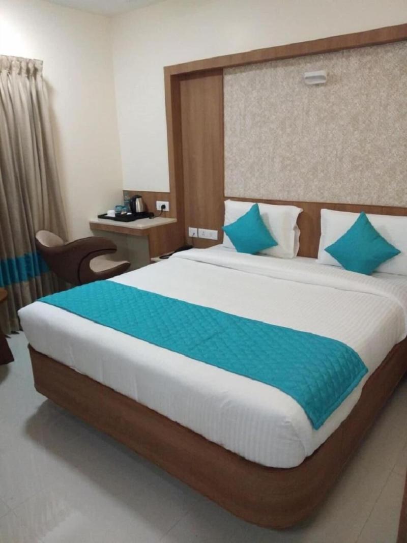 Hotel Istay image