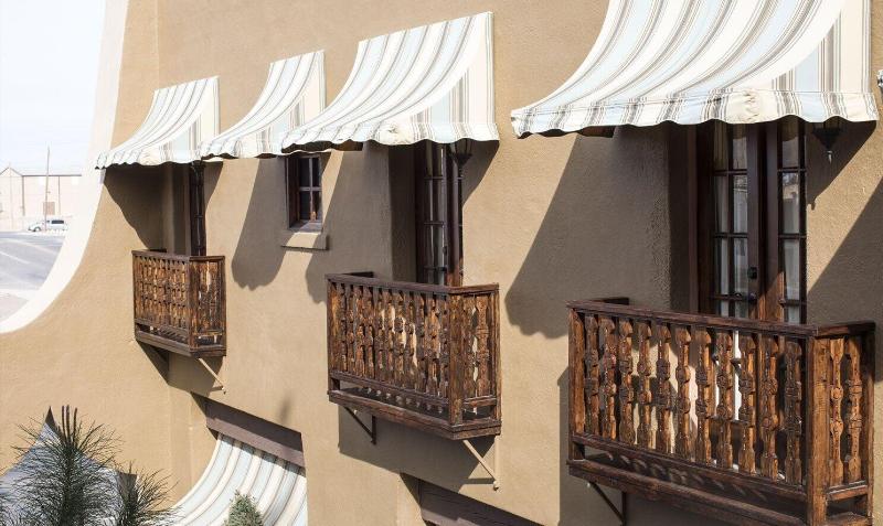 Hotel El Capitan image