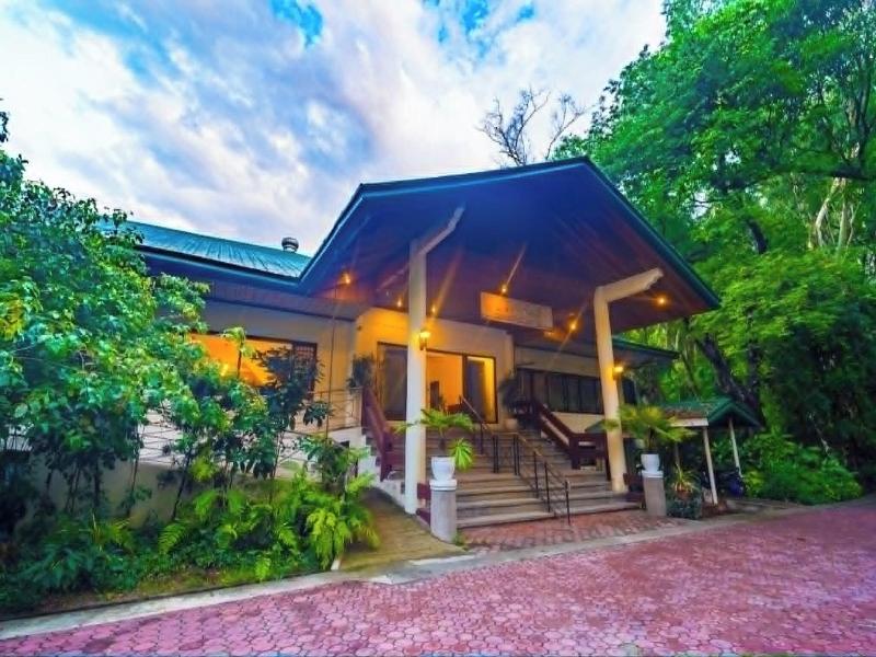 Lisland Rainforest Resort
