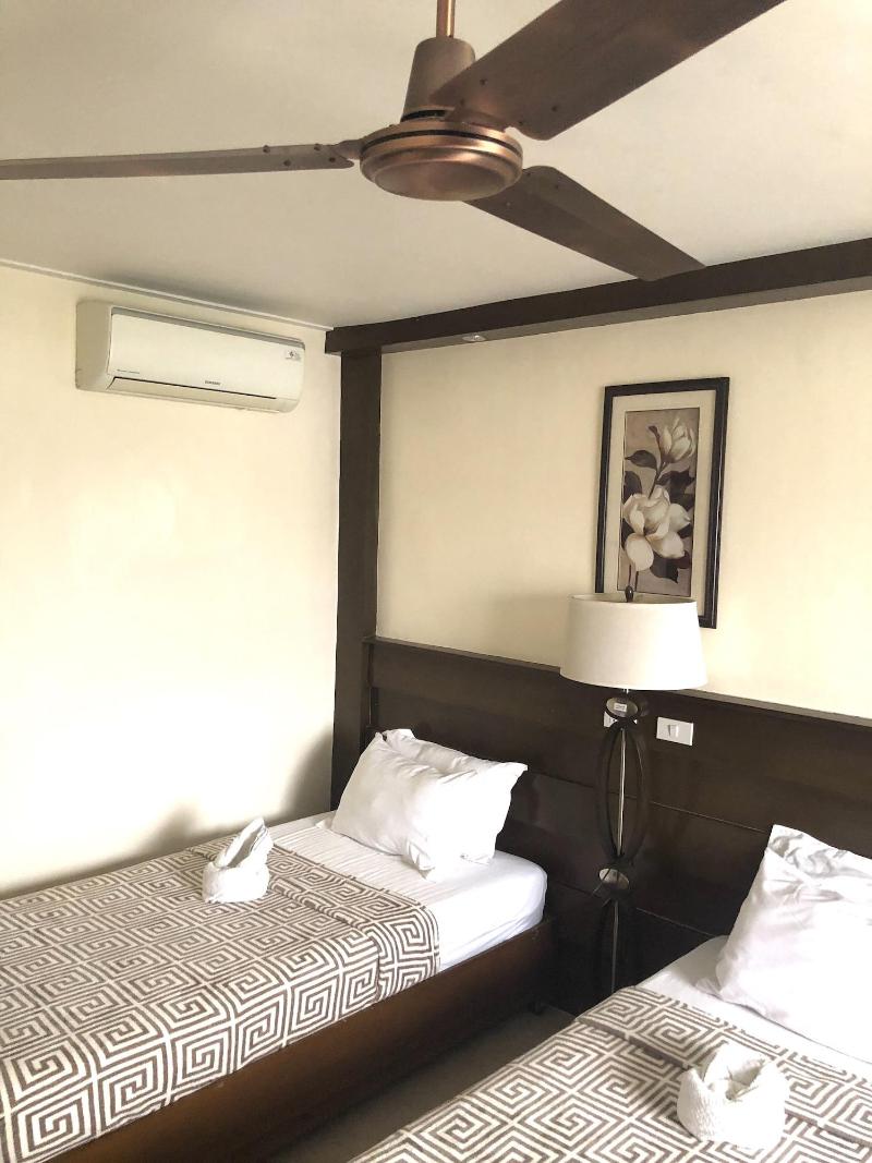 Delle Suites image
