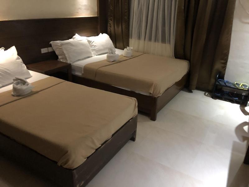 Delle Suites image