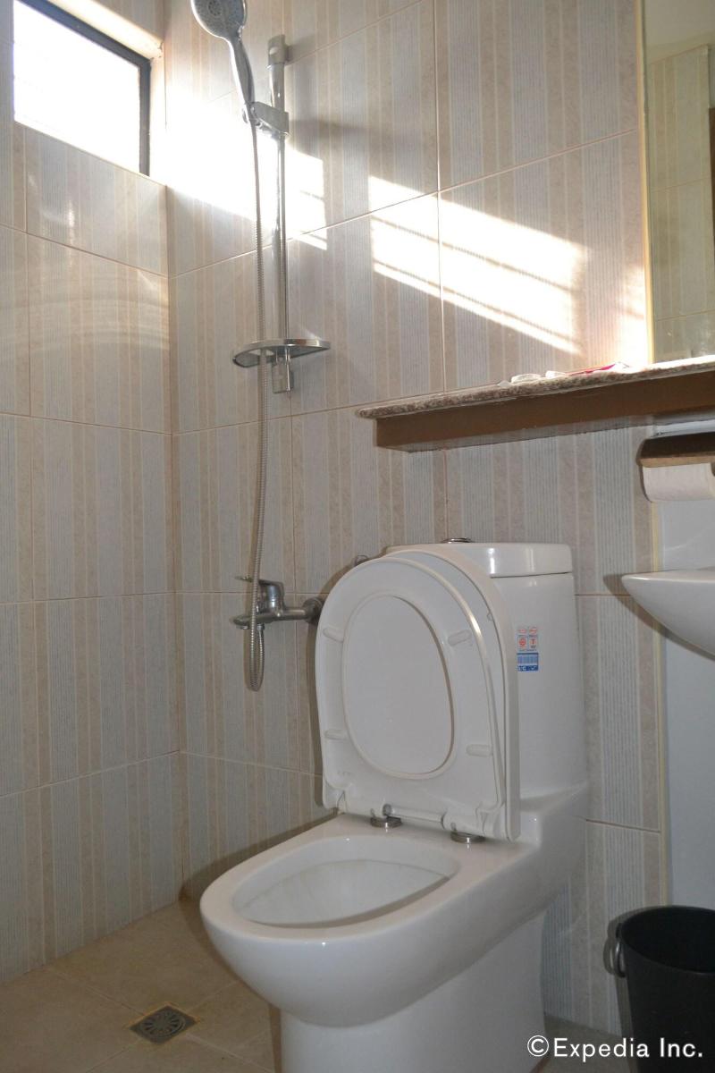 Delle Suites image