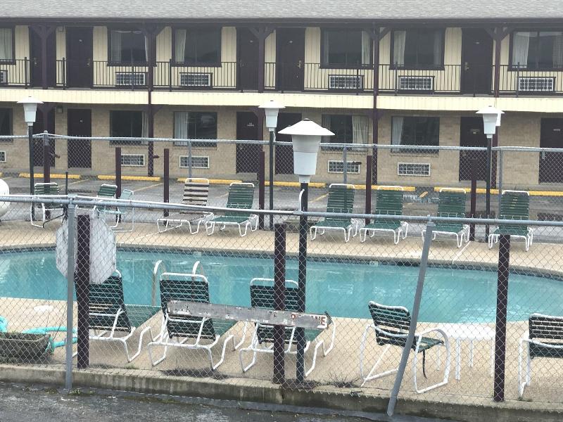 Inn At Mexia image