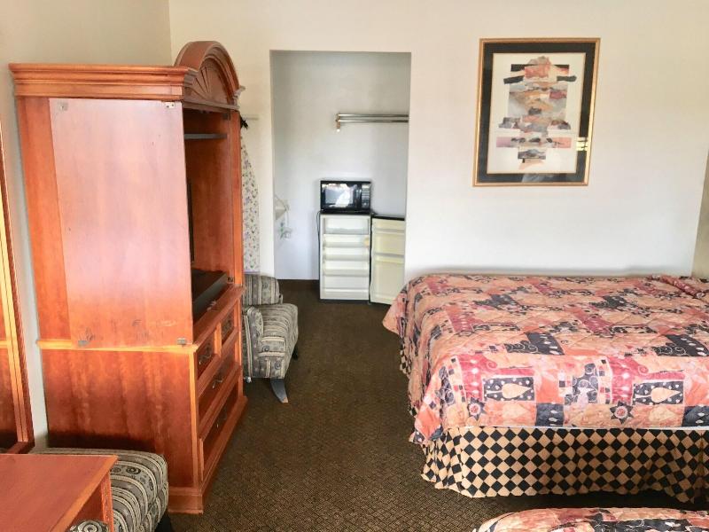 Inn At Mexia image