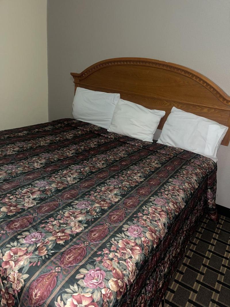 Inn At Mexia image