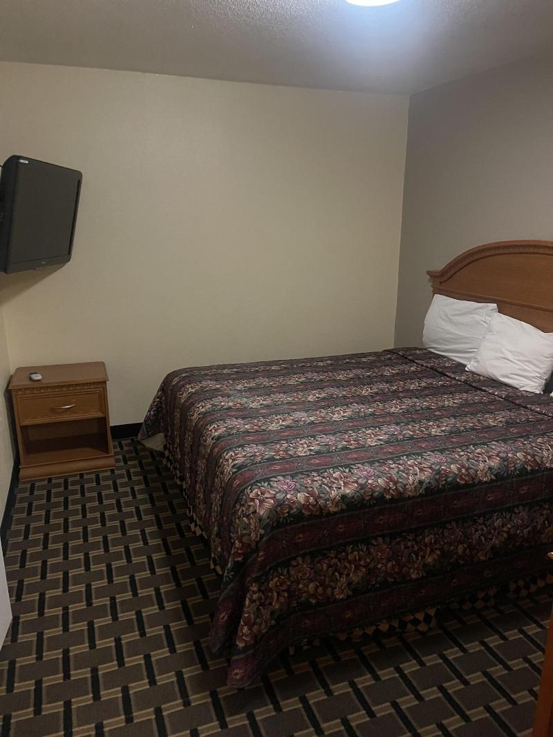 Inn At Mexia image