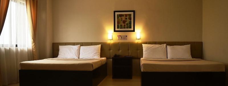 Columbus Plaza Hotel image