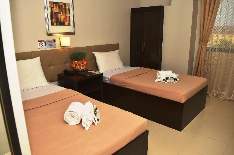 Columbus Plaza Hotel image