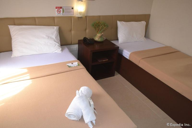 Columbus Plaza Hotel image