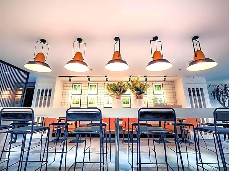 Avior Hotel image