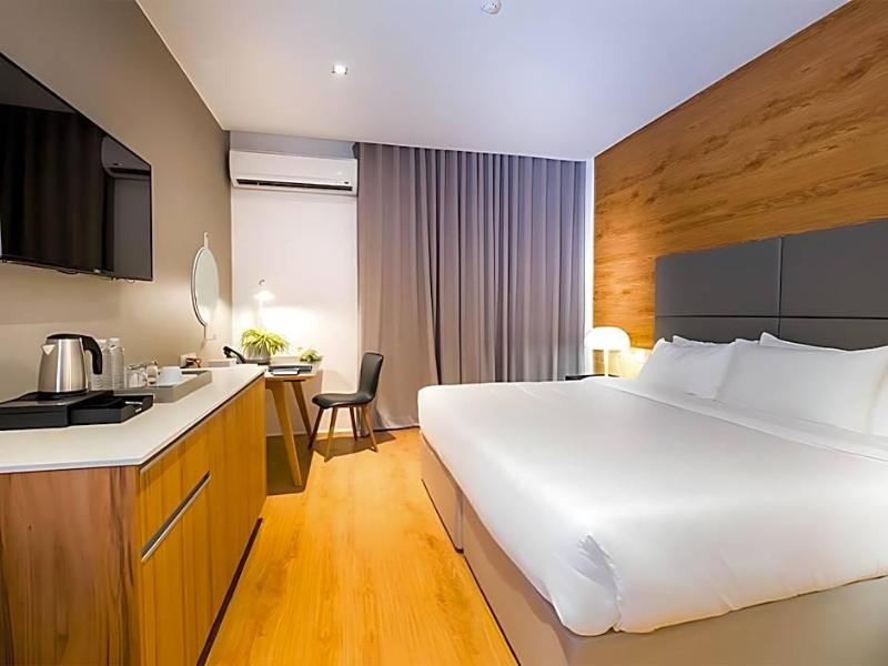 Avior Hotel image