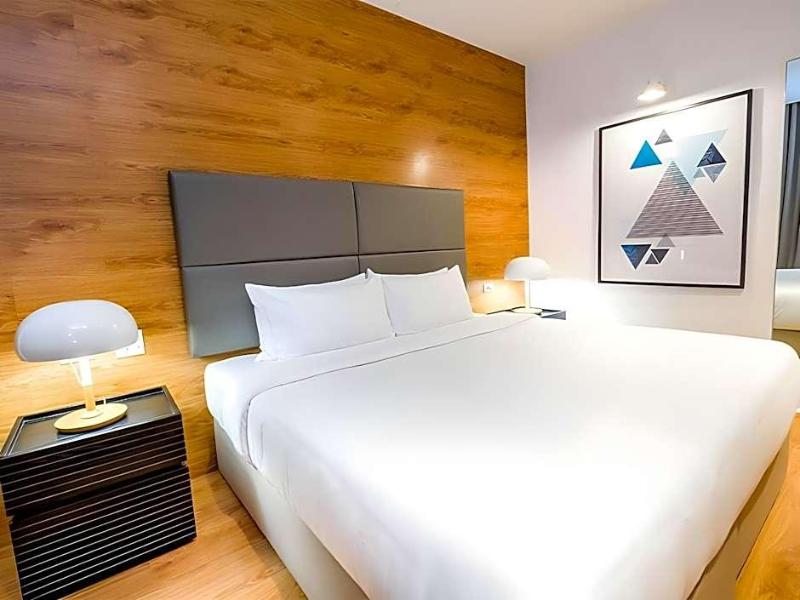 Avior Hotel image