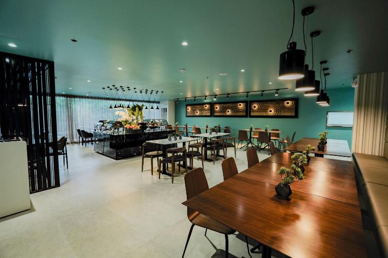 Avior Hotel image