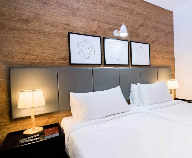 Avior Hotel image