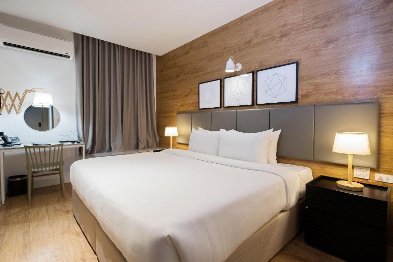 Avior Hotel image