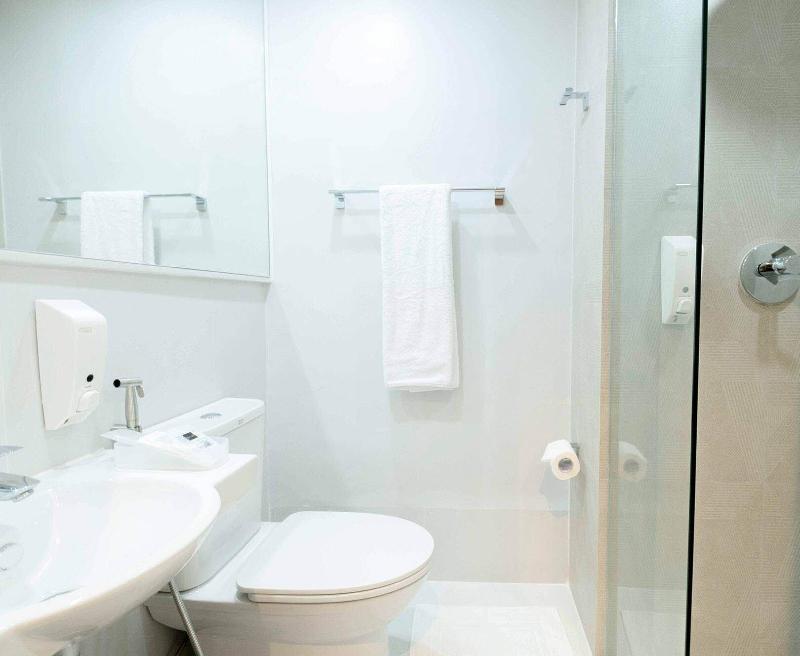 Avior Hotel image