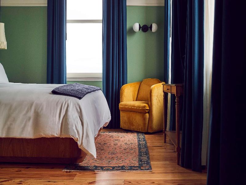 The Drayton Hotel Savannah, Curio Collection by Hi 5