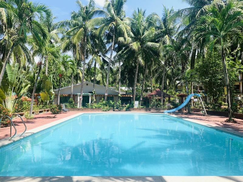 Villa Soledad Beach Resort image