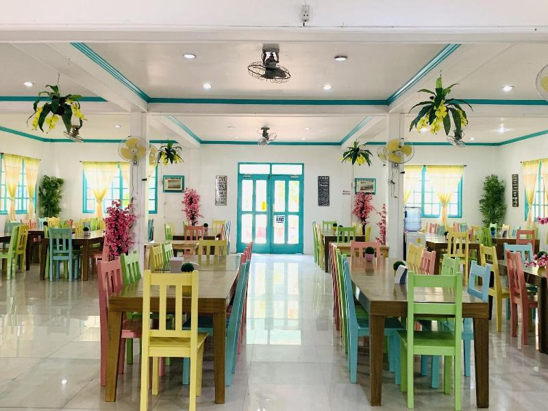 Villa Soledad Beach Resort image 4