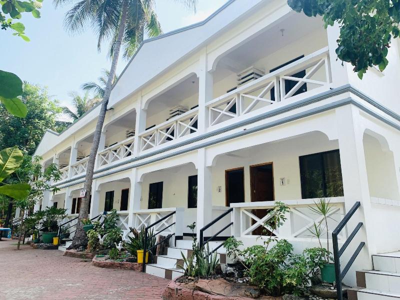 Villa Soledad Beach Resort image
