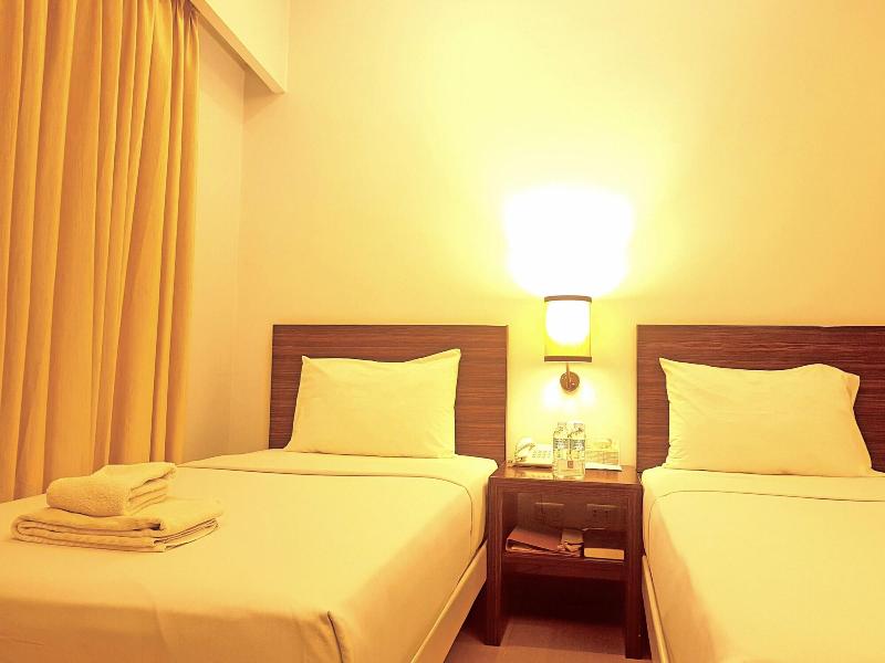 D' Hotel and Suites image 2