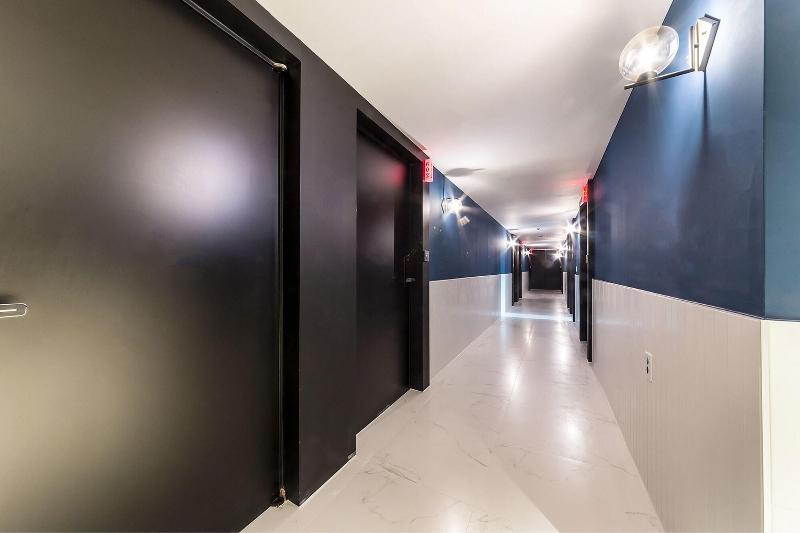Hotel U