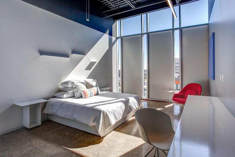 Hotel Revel image