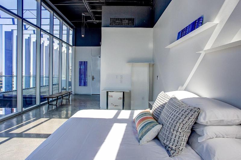 Hotel Revel image