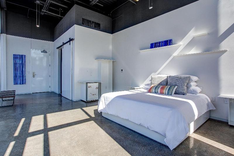 Hotel Revel image