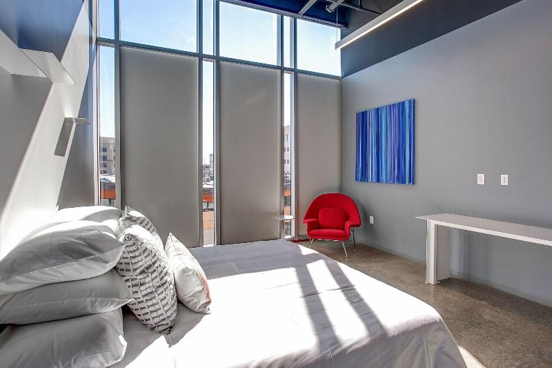 Hotel Revel image