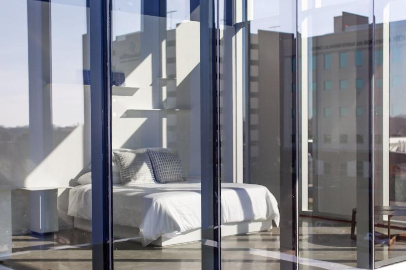 Hotel Revel image
