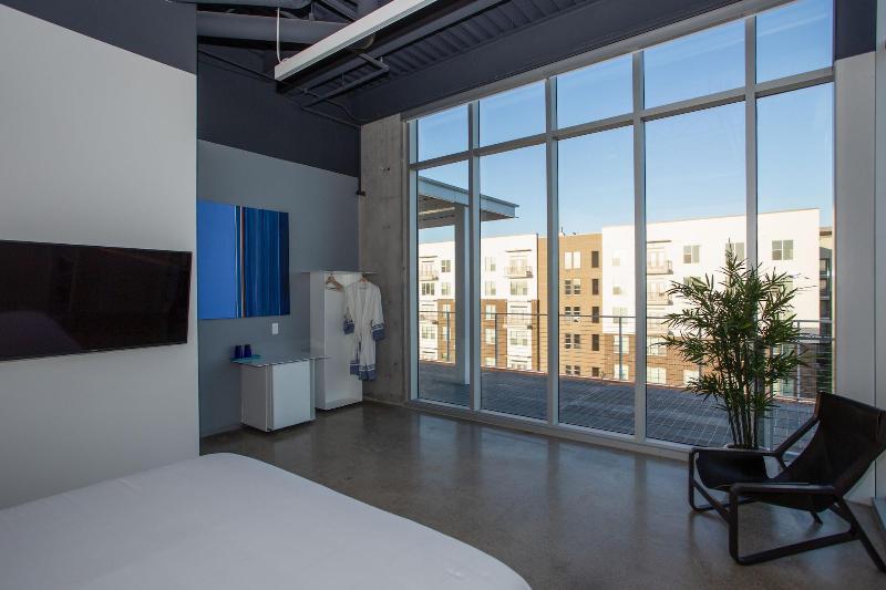 Hotel Revel image