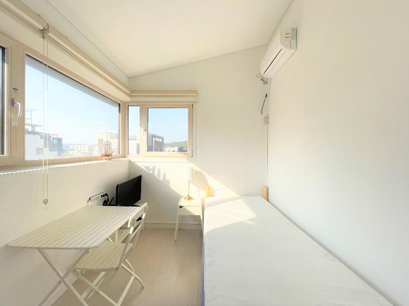 Airport Guesthouse Ko-In image