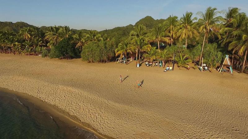 Takatuka Beach Resort image