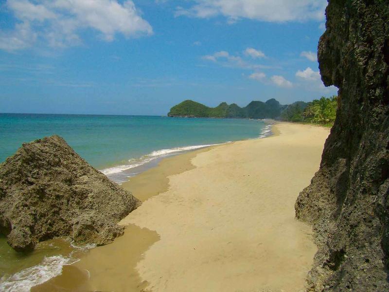 Takatuka Beach Resort image