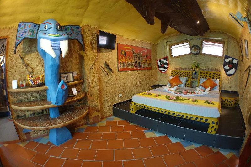 Takatuka Beach Resort image