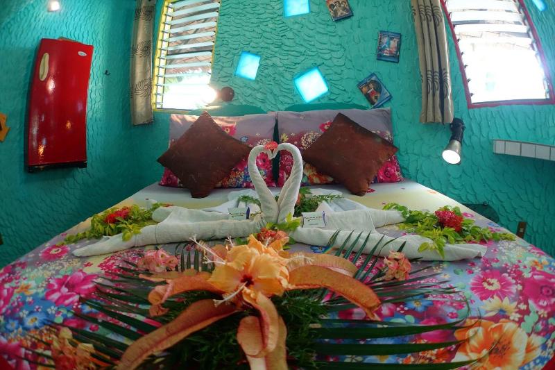 Takatuka Beach Resort image