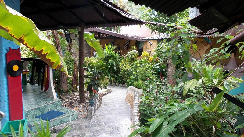 Takatuka Beach Resort image