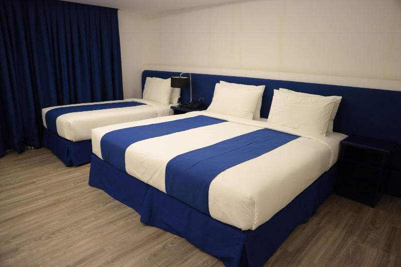 Gt Hotel Jaro image
